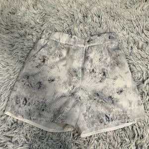 lululemon flat from relaxed short 4.5"